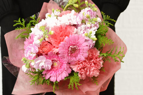 お誕生日に贈る花束
